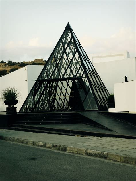 Triangular Structure Near Road · Free Stock Photo