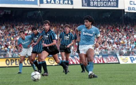 Maradona E Il Napoli Una Storia Piena Di Successi Foto Sky Sport