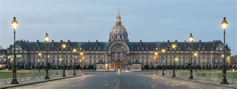 Hôtel National Des Invalides Musée De Larmée In Paris