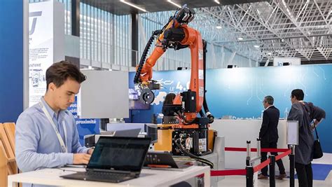 Le Salon Siane Fait De Toulouse La Plus Grande Usine De France Pendant