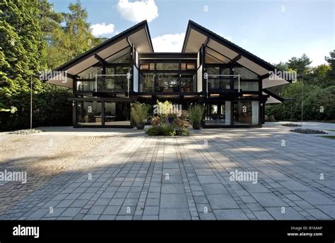 A Huf House German Huf Haus Show House At Cobham Surrey The Hq Of