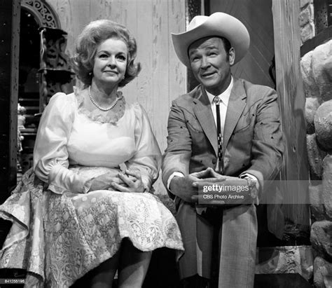 Roy Rogers And Dale Evans Guest Star And Sing On The Cbs Television