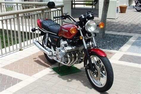 Honda Cbx A Six Cylinder Dream For Motorcycle Romantics Dyler