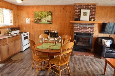 Knotty Pine Cottages Suites And Motel Rooms Ingonish Beach Updated
