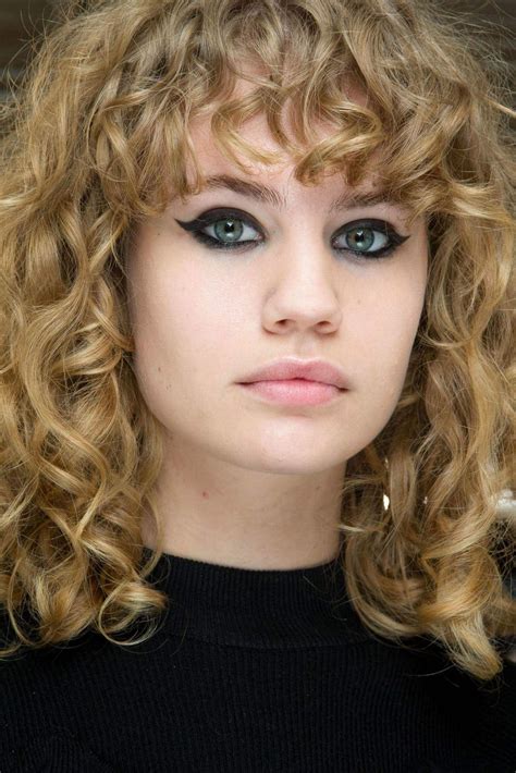Best Shaggy Hairstyles For Curly Hair