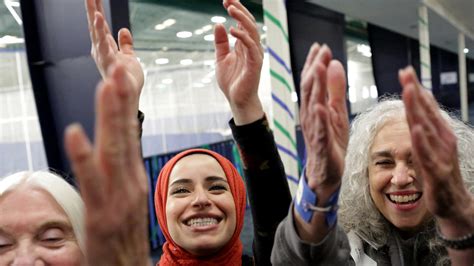 Both Feeling Threatened American Muslims And Jews Join Hands The New York Times