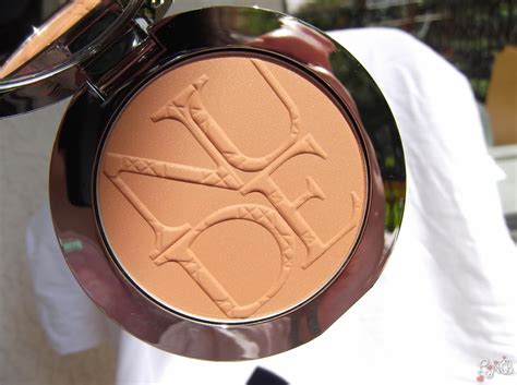 DIOR Diorskin Nude Tan Nude Glow Sun Powder Review Swatches COSMELISTA
