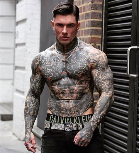 Tough Tattooed Guy Andrew England Inkppl Homens Tatuados Garotos