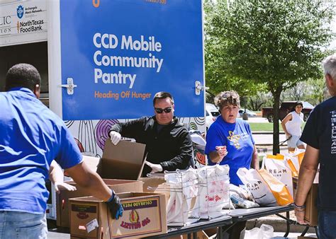 food pantry services catholic charities dallas