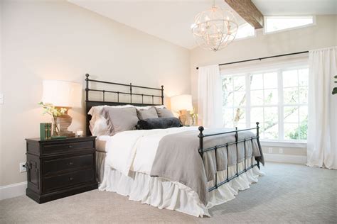Chip And Joanna Gaines Master Bedroom Paint Color