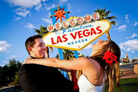 13 fun things to do in las vegas for couples all las vegas deals