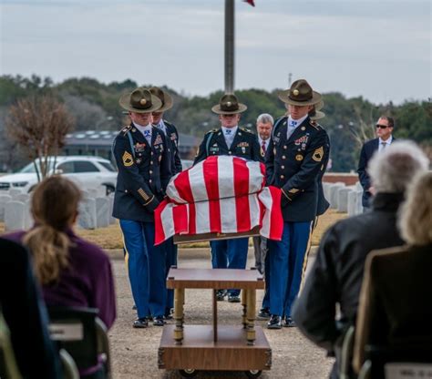 Fort Benning Community Honors Retired Lt Gen Robert L “sam” Wetzel