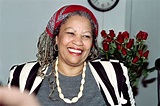 Toni Morrison Dies at Age 88: 5 Facts About the Nobel- and Pulitzer ...