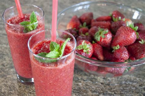 When, where, and how you want. Recipe: Strawberry Mint Smoothie from P. Allen Smith | Little Rock Soiree Magazine