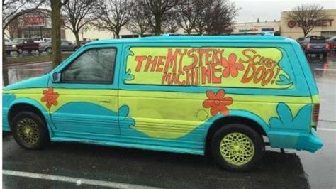 Woman Leads Police In High Speed Chase In The Mystery Machine Mrctv