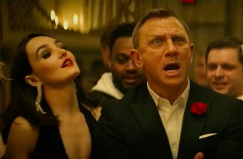 Snl Daniel Craig Parodie James Bond Dans Mourir Peut Attendre Video