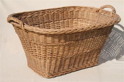 Wicker Laundry Baskets With Handles