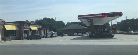 East Cobb Biz Note Racetrac Now Open At Roswell Road And Old Canton