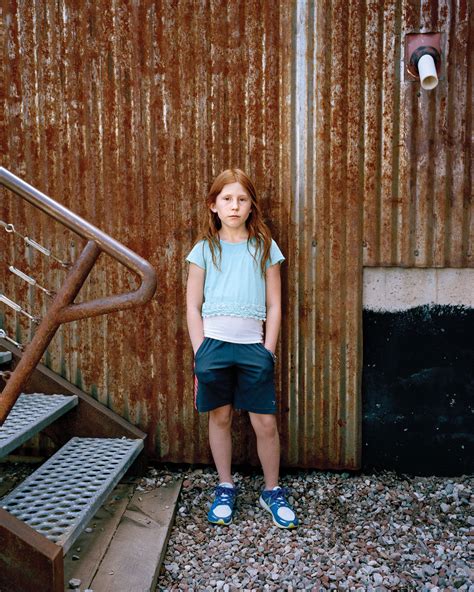 L Enfant Femme Rania Matar Photography