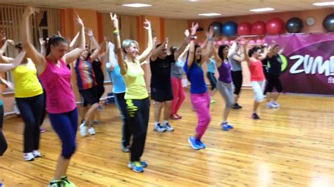 Zumba Fitness Bailando Zin 52 Flamenco Reggaeton By Enrique