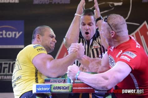 Arsen Liliev Vs Terence Opperman │2013 South Africa Armwrestling