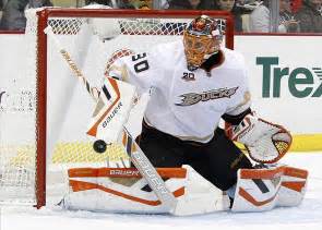 NHL starting goalies: Anaheim Ducks roll out Viktor Fasth against Tampa ...