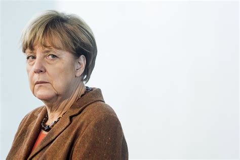 Angela Merkel Erh Lt Ehrung F R Fl Chtlingspolitik Zwischen Anspruch