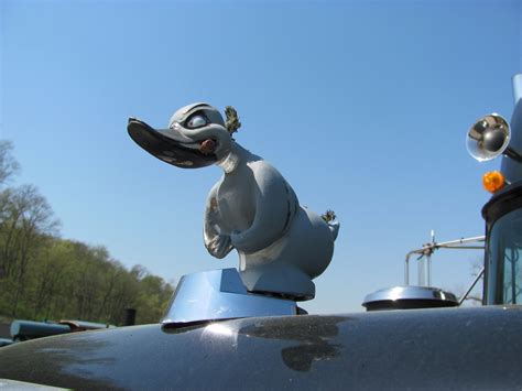 Rubber Duck Hood Ornament On Convoy Mack Rs700l At Museu Flickr