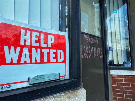 Senate panel approves bills creating jobs programs for ex-offenders