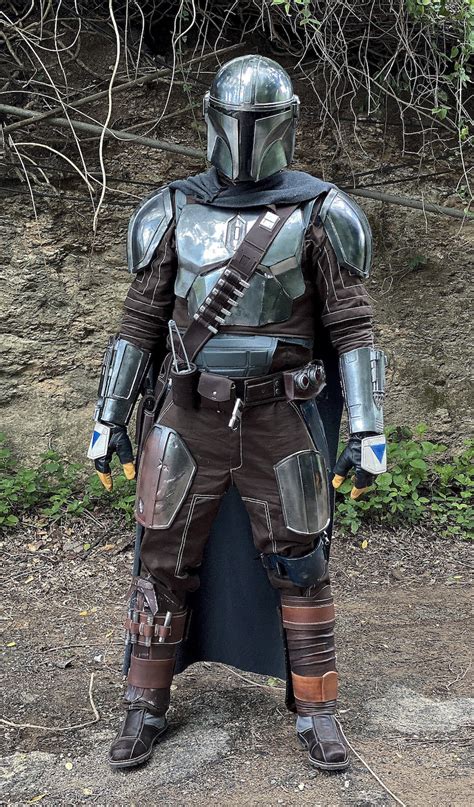 A Star Wars Mandalorian Costume Is The Way To Join The Battle