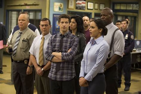 Why You Should Start Watching Brooklyn Nine Nine Popoptiq