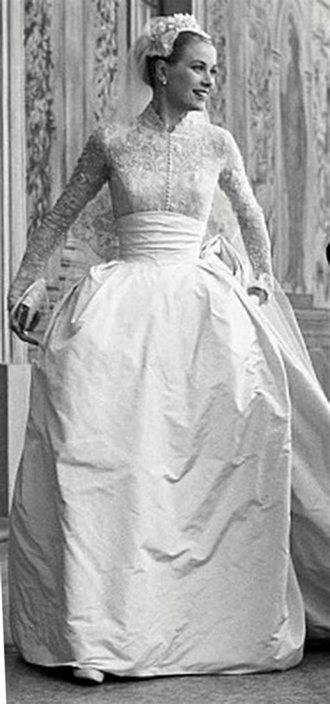 Want to dress like grace kelly in the 1950s? Grace Kelly Hochzeit : I Follow You Back From The Awesome ...