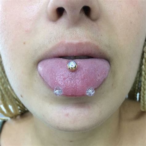 Álbumes 95 Foto Piercing En La Lengua En Forma De Pastilla Cena Hermosa