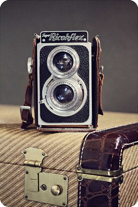 Vintage Camera And Suitcase Vintage Cameras Vintage Photography Photo