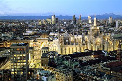It is dedicated to santa maria nascente and it is located in the main square in the center of the city. International patients | Policlinico di Milano