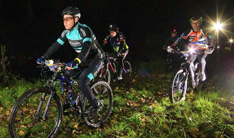 Mtb Avondtocht Als Het Licht Uitgaat Adverteren Waalre Weekblad