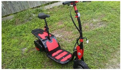 Motovox mvs10 43cc gas scooter. $250 O.B.O. for Sale in Houston, TX