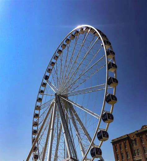 200 Foot Tall Ferris Wheel Opens At St Louis Union Station