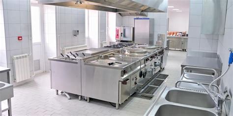 3 Common Types of Commercial Kitchen Equipment Layouts - Schomburg
