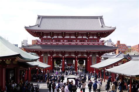 Wenn sie das glück haben, eine reise nach tokio zu planen, dann wissen sie wahrscheinlich bereits, wie erstaunlich diese stadt ist. Tokio in Japan - Beste Sehenswürdigkeiten | Wichtige Tipps ...
