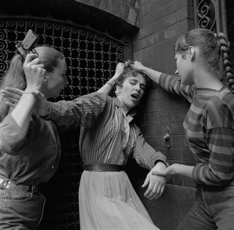 A Day In The Life Of A New York Teenage Girl Gang In 1955 ~ Vintage