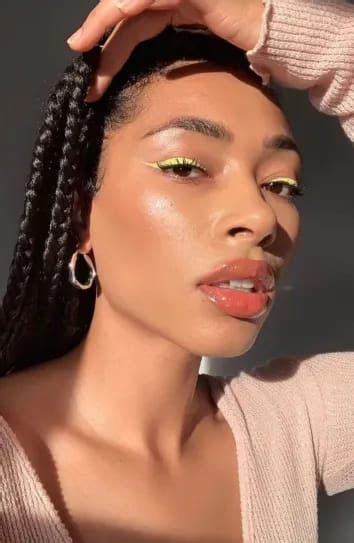 10 Bold Eyeliner Looks That Are Perfect For Fall Society19 In 2022