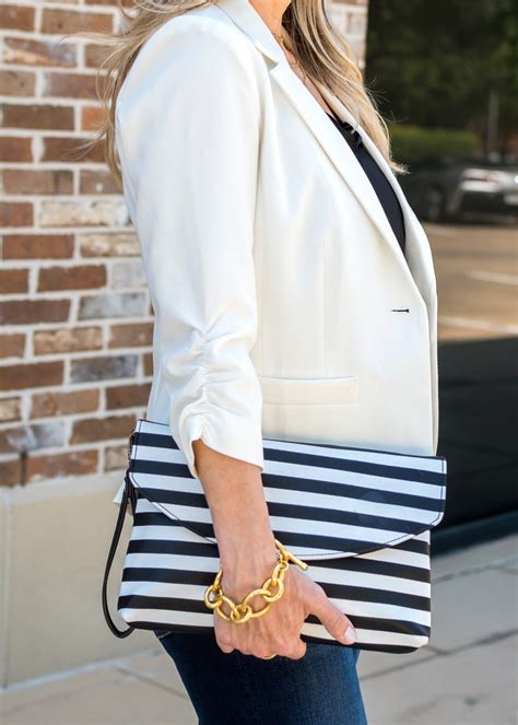 Work Weekend Wow How To Style A White Blazer With