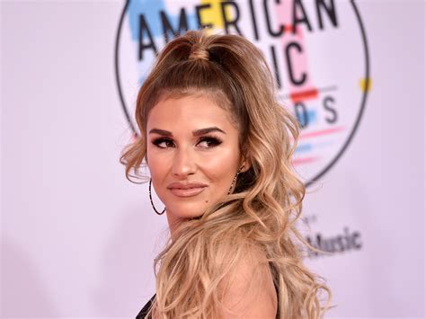 Jessie James Decker Says The Epidural Didnt Take When She Had Her