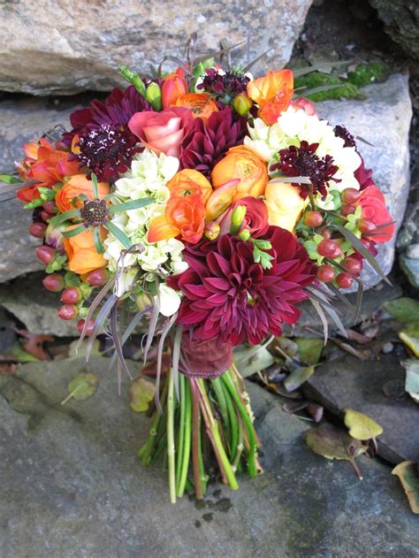 Now that you re familiar with types of flowers that make up a bouquet let s break it down by bloom. pretty flowers | To Say "I Do" | Pinterest | Wedding, Fall ...