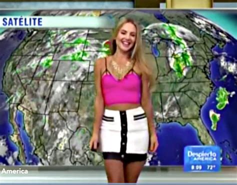 Weather Girl Ximena Cordoba Has Unique Way Of Introducing The Forecast Life Life Style