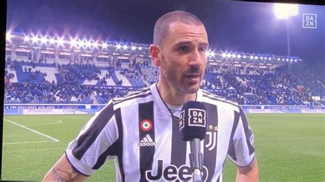 Bonucci Sommerso Dagli Insulti Durante L Intervista La Reazione In