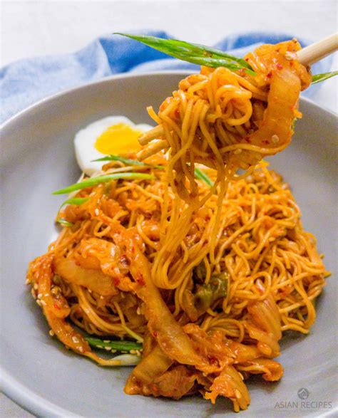 Korean Cold Noodles In A Spicy Kimchi Sauce Asian Recipes At Home