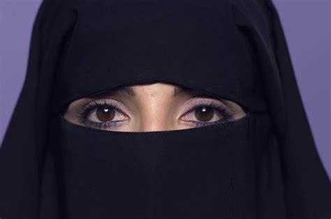 Muslim School Forces All Teachers To Wear Veils Daily Star