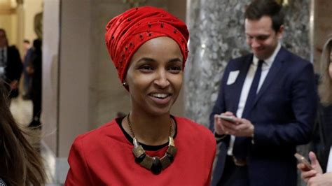 Ilhan Omar Who Is Minnesota S Somalia Born Congresswoman BBC News
